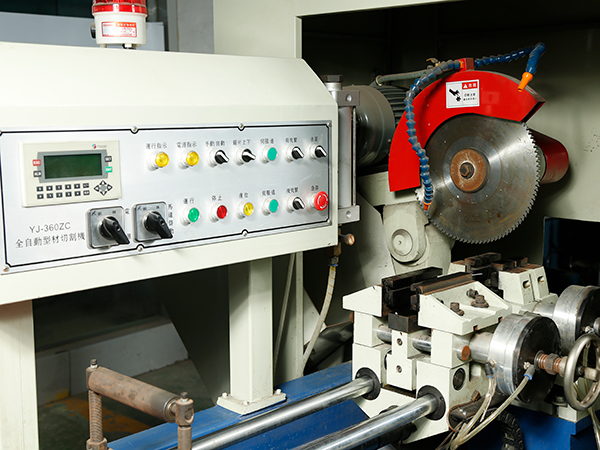 JR-360圆锯机