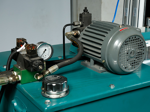 半自动JR-455横切机